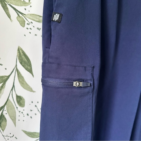 Women’s Jaanuu Jogger Scrub Pants. Navy Blue. XLT. - Picture 4 of 8